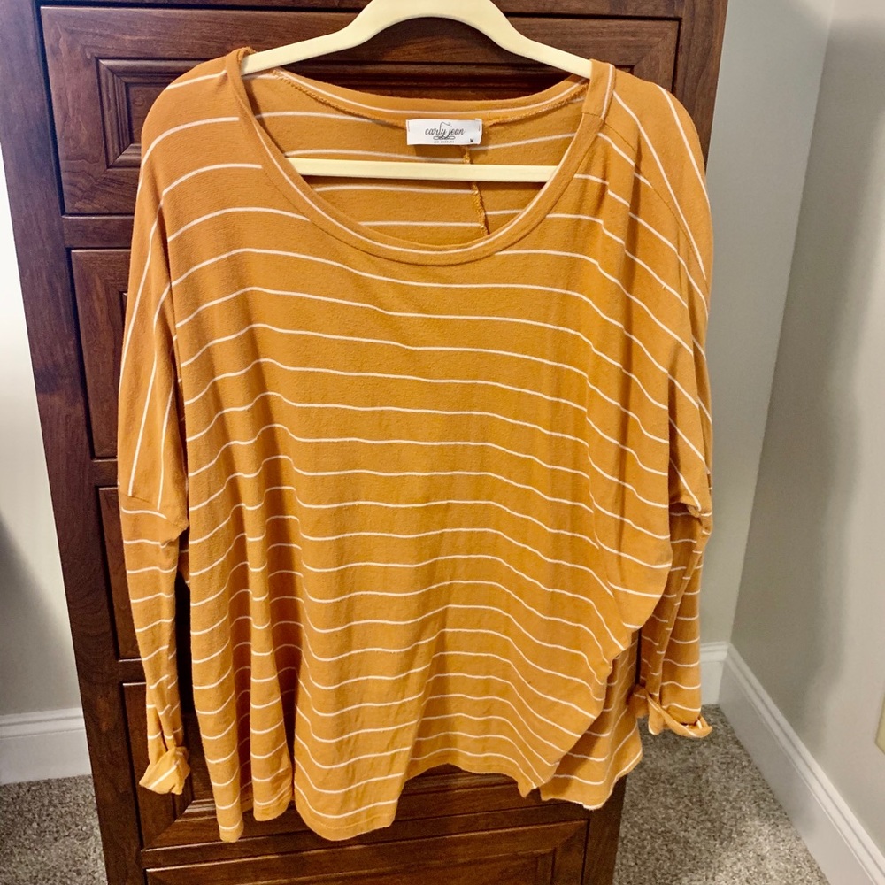 Carly Jean LA Evelyn top